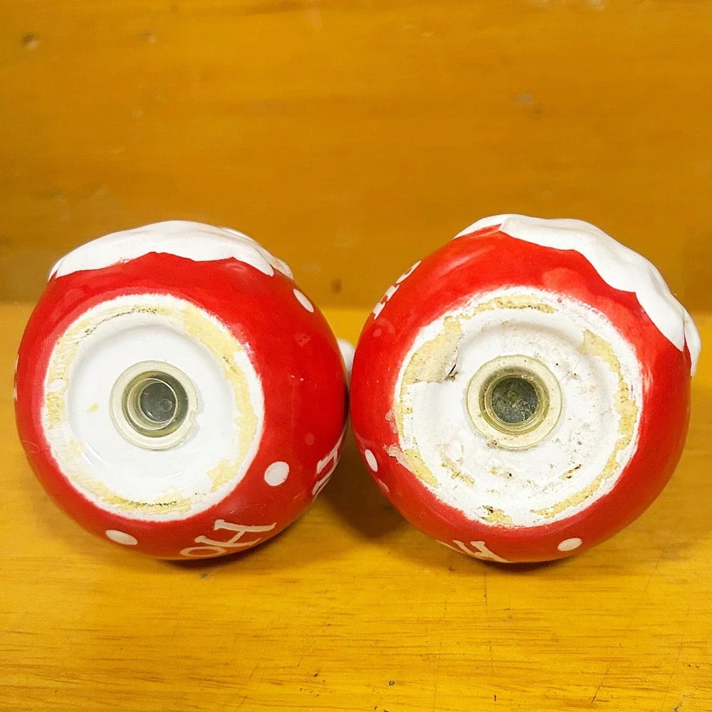 Burton+Burton Santa Ho Ho Ho Salt and Pepper‎ Shakers
